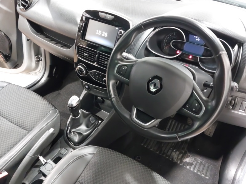 Used Renault Clio 2019 for sale - 77433776: Photo 12