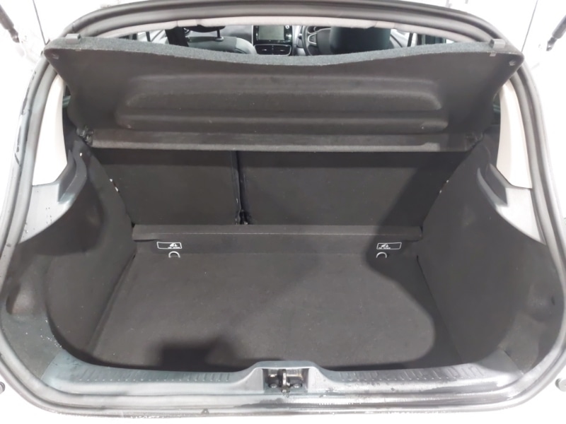 Used Renault Clio 2019 for sale - 77433776: Photo 8