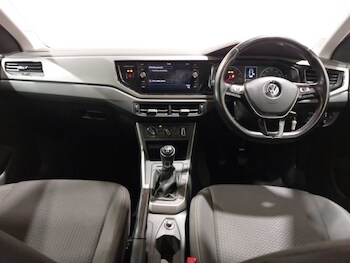 Used Volkswagen Polo 2019 for sale - 77086782: Photo