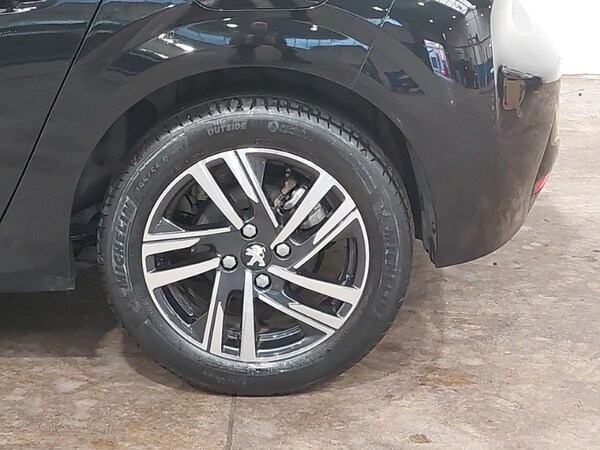 Used Peugeot 208 2021 for sale - 76055002: Photo 13