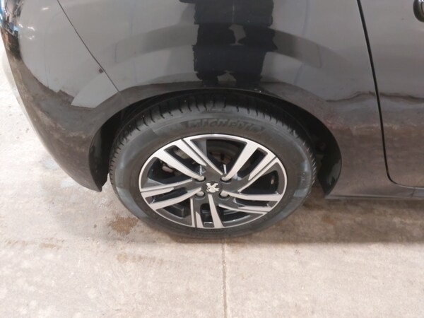 Used Peugeot 208 2021 for sale - 76055002: Photo 16