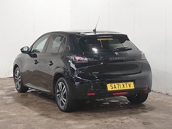 Used Peugeot 208 2021 for sale - 76055002: Photo 3