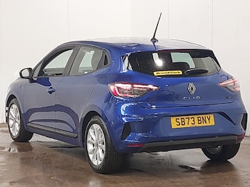 Used Renault Clio 2024 for sale - 79171389: Photo