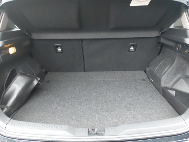 Used Toyota Auris 2017 for sale - 76630481: Photo 8