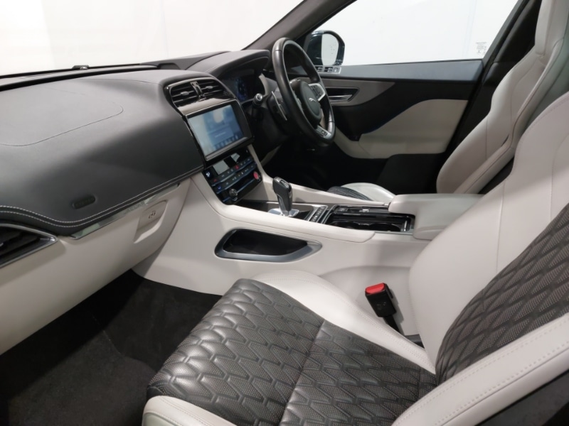 Used Jaguar F-Pace 2020 for sale - 76560608: Photo 5