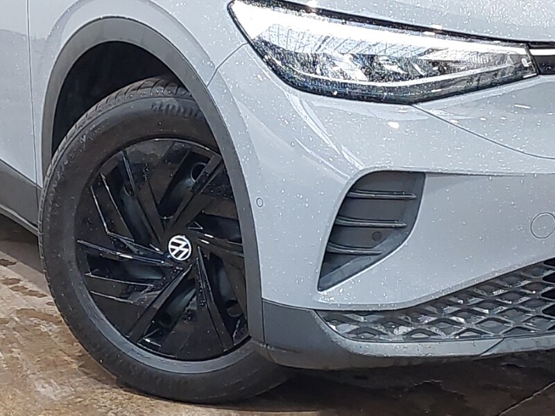 Used Volkswagen ID.4 2022 for sale - 77832651: Photo 9