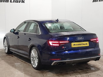 Used Audi A4 2017 for sale - 76644199: Photo