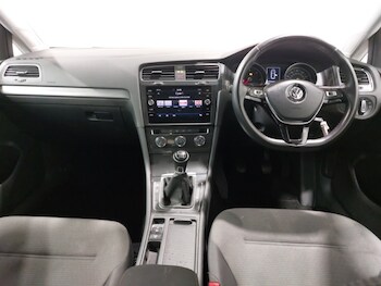 Used Volkswagen Golf 2018 for sale - 78480309: Photo