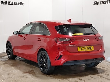 Used Kia Ceed 2023 for sale - 77652401: Photo