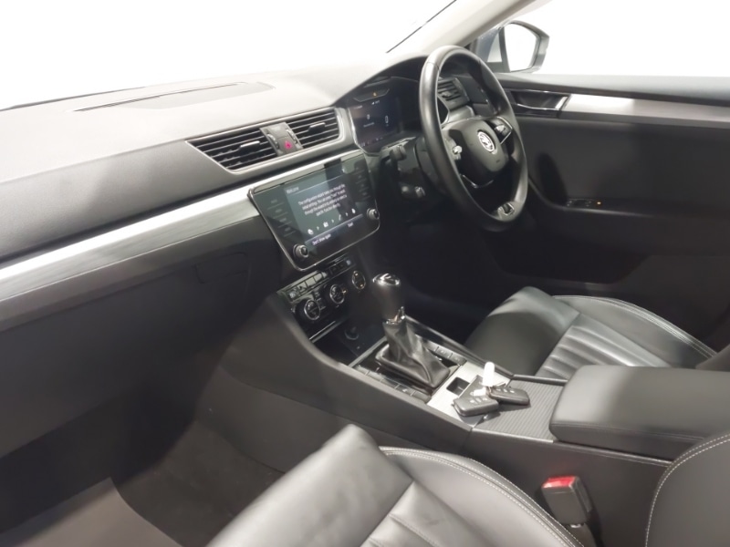 Used Skoda Superb 2023 for sale - 76602597: Photo 5