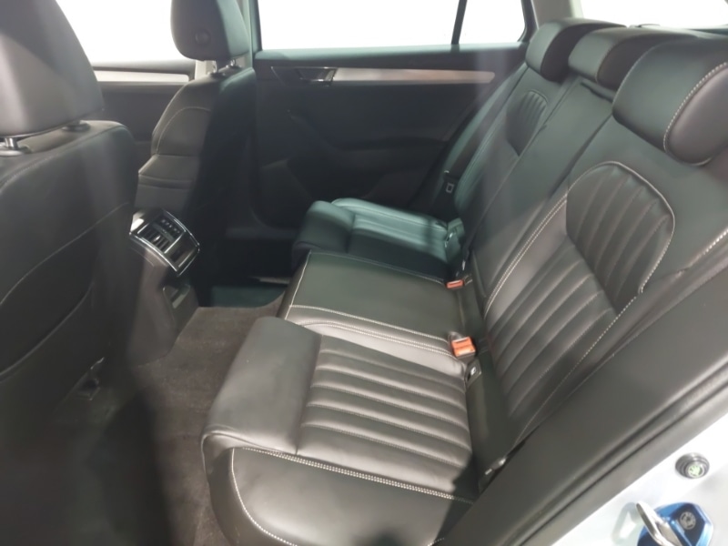 Used Skoda Superb 2023 for sale - 76602597: Photo 6