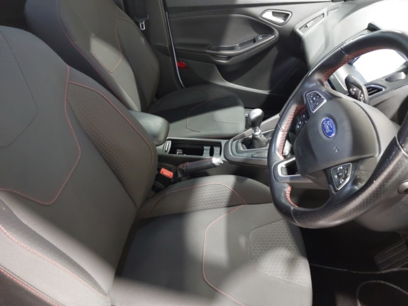 Used Ford Focus 2018 for sale - 76560604: Photo 17