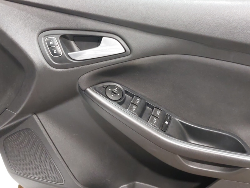 Used Ford Focus 2018 for sale - 76560604: Photo 19