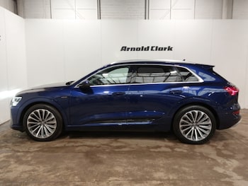 Used Audi e-tron 2020 for sale - 77999930: Photo