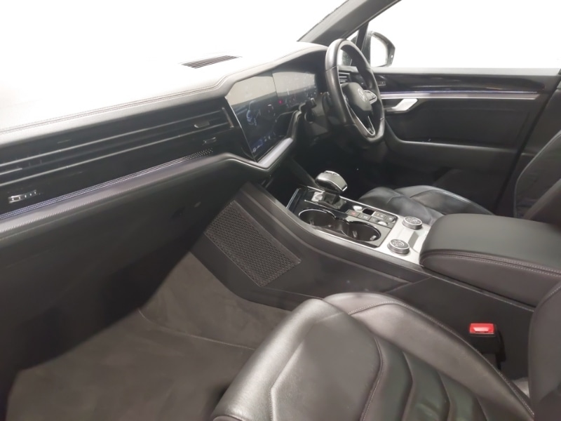 Used Volkswagen Touareg 2020 for sale - 76602570: Photo 5