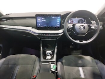 Used Skoda Octavia 2024 for sale - 76083396: Photo 2