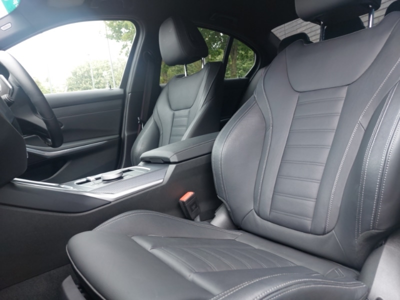 Used BMW 3 Series 2024 for sale - 76339119: Photo 12