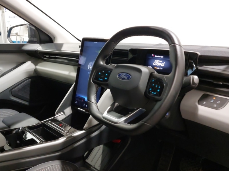 Used Ford Explorer 2025 for sale - 76815684: Photo 17