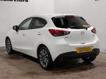 Used Mazda Mazda2 2019 for sale - 77987868: Photo
