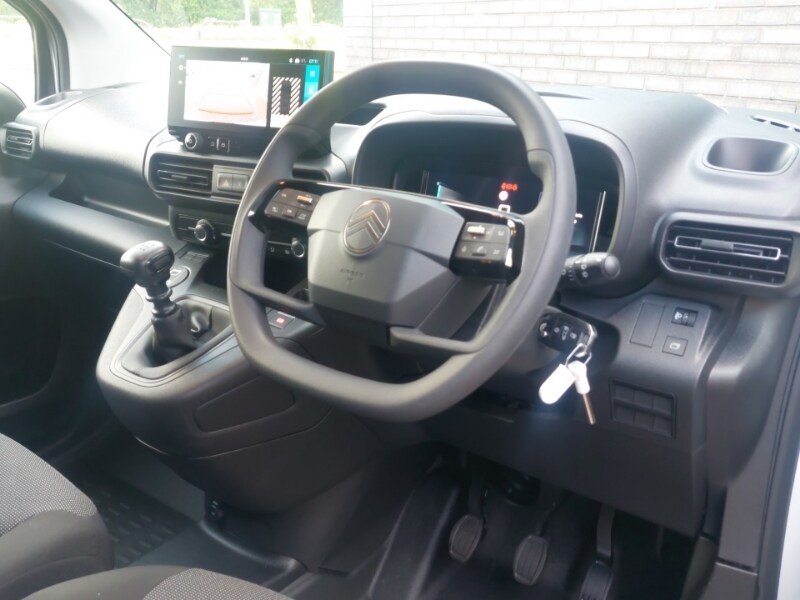 Used Citroen Berlingo 2024 for sale - 77020744: Photo 2