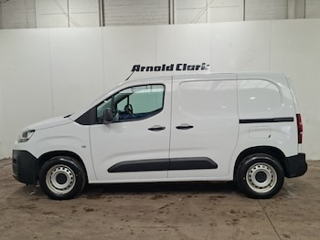 Used Citroen Berlingo 2024 for sale - 79382649: Photo