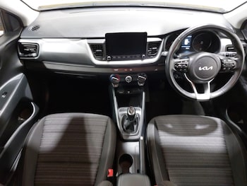 Used Kia Stonic 2022 for sale - 78572405: Photo
