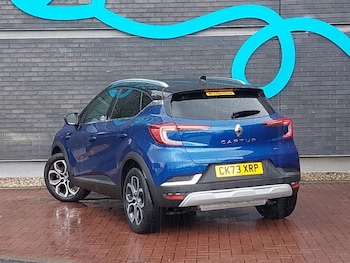 Used Renault Captur 2023 for sale - 76771362: Photo