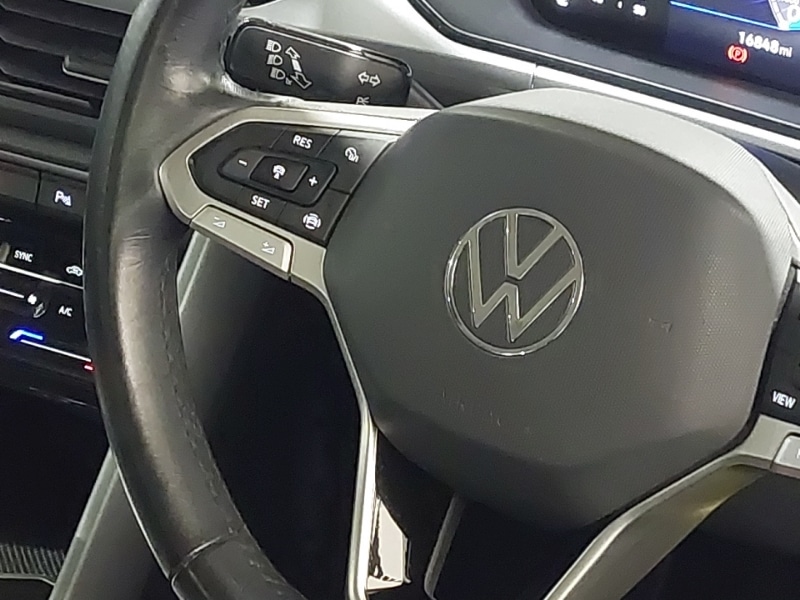 Used Volkswagen T-Roc 2023 for sale - 77596086: Photo 11