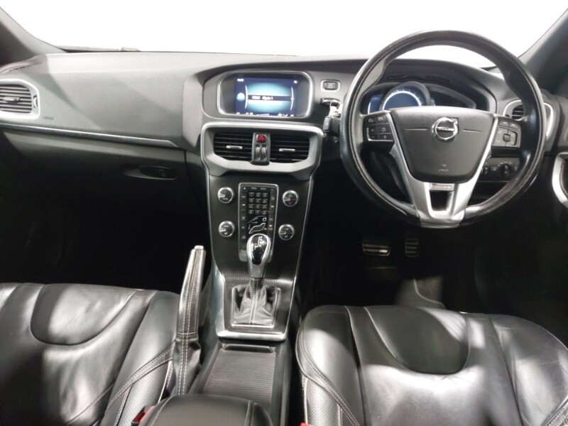 Used Volvo V40 2017 for sale - 77964337: Photo 2