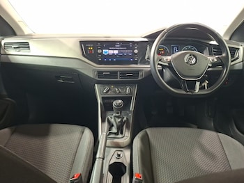 Used Volkswagen Polo 2019 for sale - 79243148: Photo