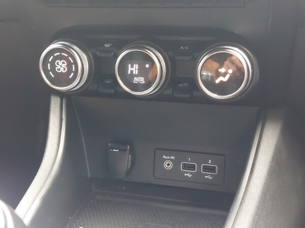 Used Renault Captur 2022 for sale - 76248866: Photo 16