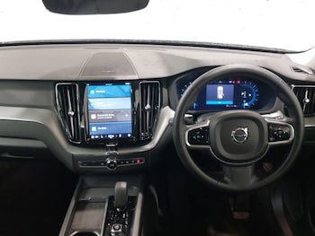 Used Volvo XC60 2023 for sale - 76103422: Photo 2