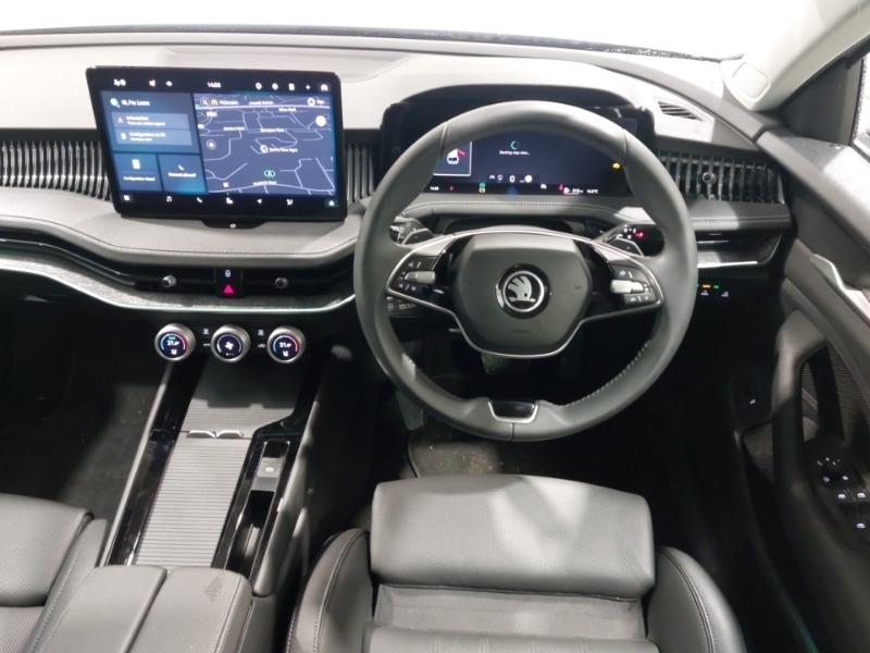 Used Skoda Superb 2024 for sale - 77142027: Photo 11