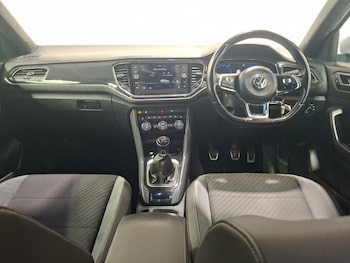 Used Volkswagen T-Roc 2019 for sale - 79171408: Photo