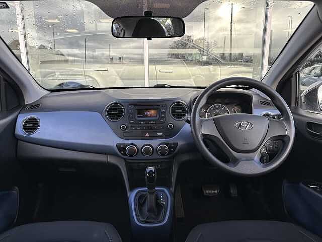 Used Hyundai i10 2014 for sale - 76610835: Photo 10