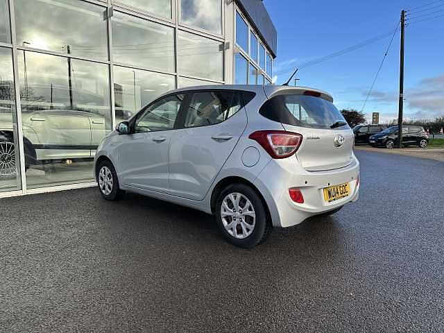 Used Hyundai i10 2014 for sale - 76610835: Photo 7