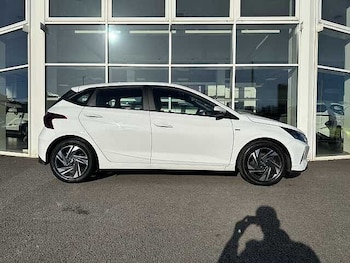 Used Hyundai i20 2022 for sale - 76461117: Photo