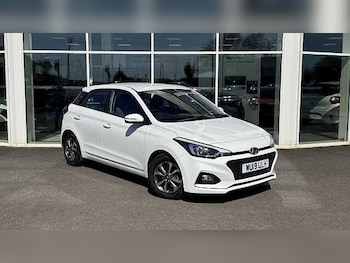 Used Hyundai i20 2019 for sale - 78075239: Photo