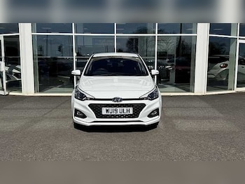 Used Hyundai i20 2019 for sale - 78075239: Photo