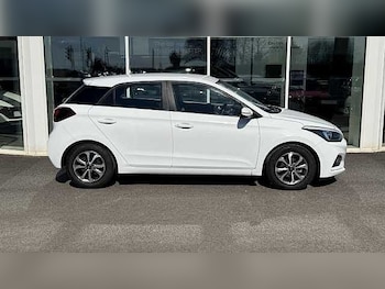 Used Hyundai i20 2019 for sale - 78075239: Photo