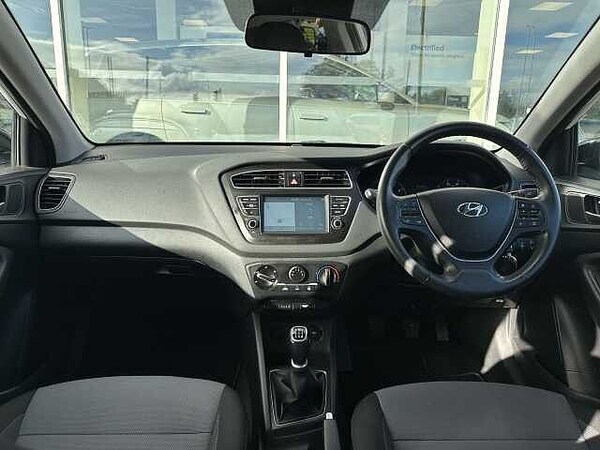 Used Hyundai i20 2019 for sale - 76262535: Photo 10