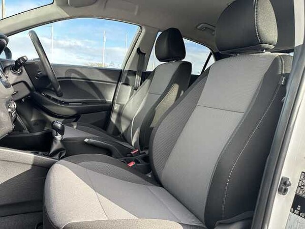 Used Hyundai i20 2019 for sale - 76262535: Photo 13