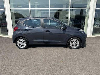 Used Hyundai i10 2021 for sale - 79555769: Photo
