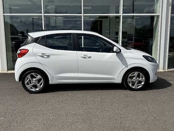 Used Hyundai i10 2022 for sale - 78378388: Photo