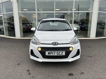 Used Hyundai i10 2017 for sale - 77011405: Photo