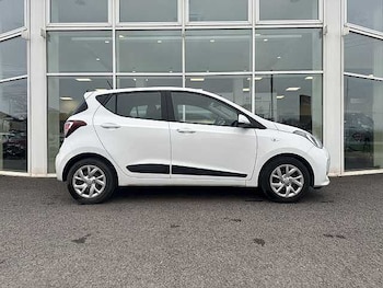 Used Hyundai i10 2017 for sale - 77011405: Photo
