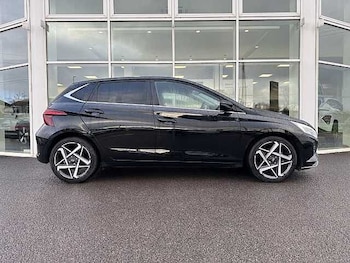 Used Hyundai i20 2024 for sale - 76692241: Photo