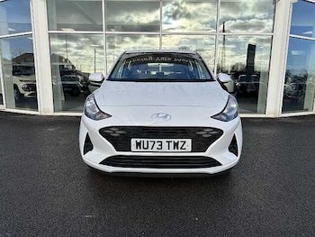 Used Hyundai i10 2023 for sale - 77093516: Photo