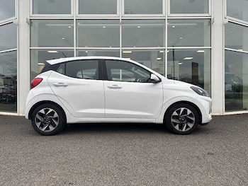 Used Hyundai i10 2024 for sale - 77068734: Photo