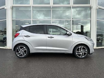Used Hyundai i10 2022 for sale - 76262532: Photo